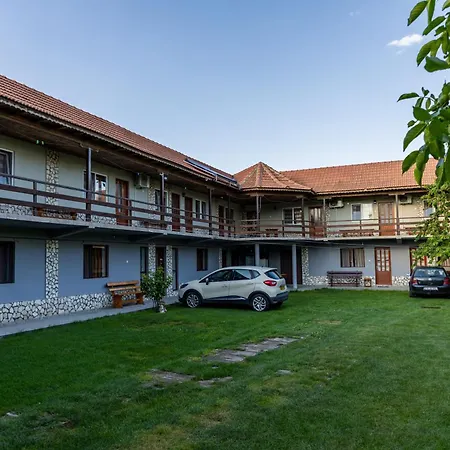 Casa Tudor Vama Veche-3